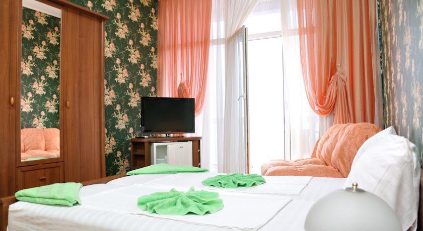 Гостевой дом Камелия Утес