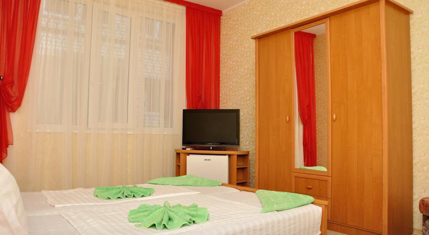 Гостевой дом Камелия Утес